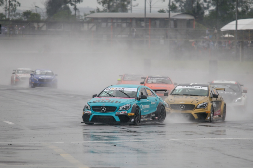 Etapa caótica definiu os finalistas da temporada 2019 da Mercedes-Benz Challenge no Velopark